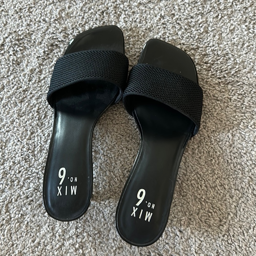 Mix No. 6 Marcia sandal size 8, never been worn
